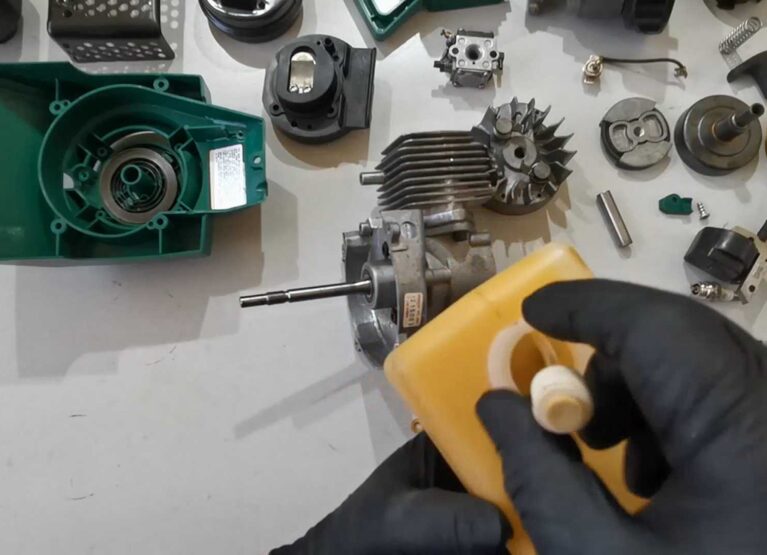 Installing the Fuel Line Kit – Ryobi Lawn Hornet